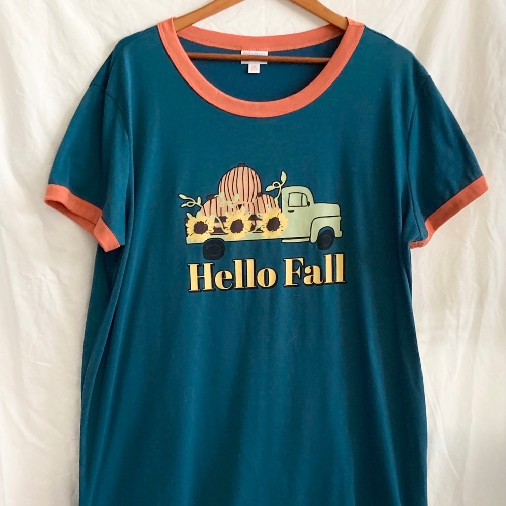 LuLaRoe LIV 3XL TShirt Top Teal Blue Orange Hello Fall Pumpkin Truck